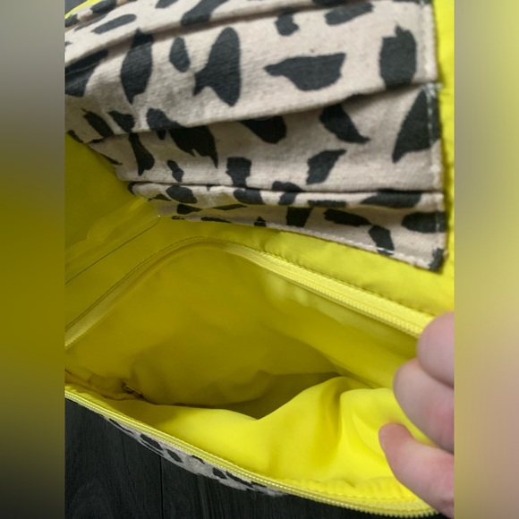 Shoppers Drug Mart Beauty Makeup travel bag - Picture 6 of 6